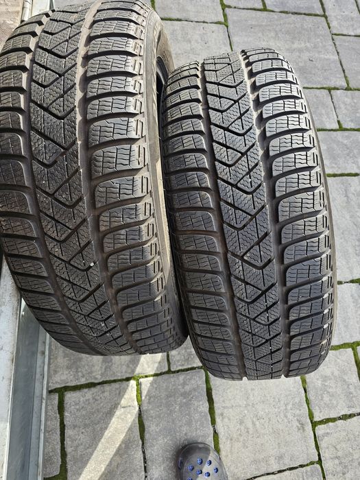 Pirelli Sottozero Winter 3 Seal 215/55/r17