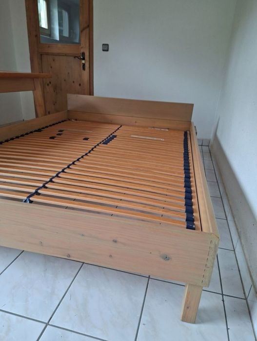 Pat din lemn masiv 1.40 × 2.0 m