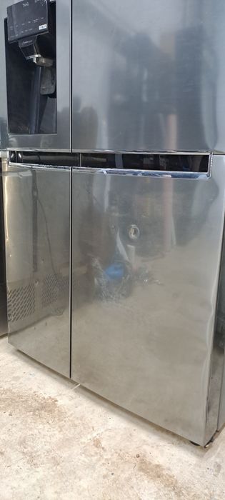 Хладилник с фризер LG side by side