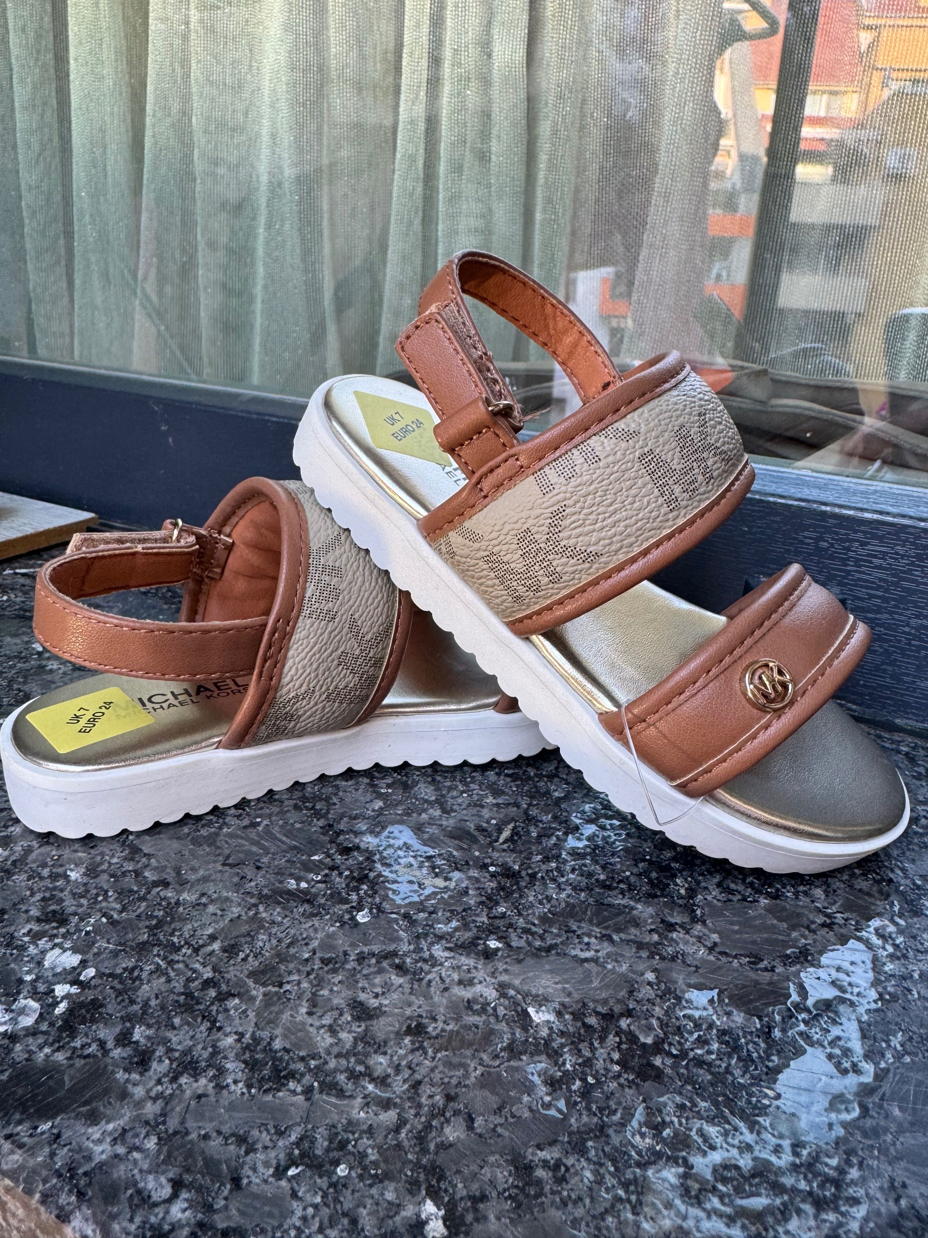 Оригинални летни сандали Michael Kors, нови
