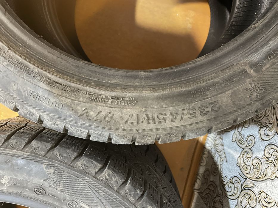 Зимние шины Triangle PL02 235/45 R17 97V без шипов