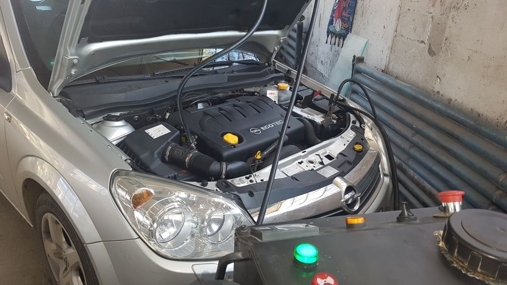 Decarbonizare Auto Curatare Motor Diagnoza auto