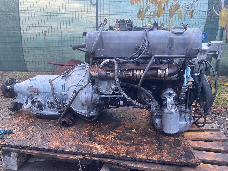 motor Mercedes SL450