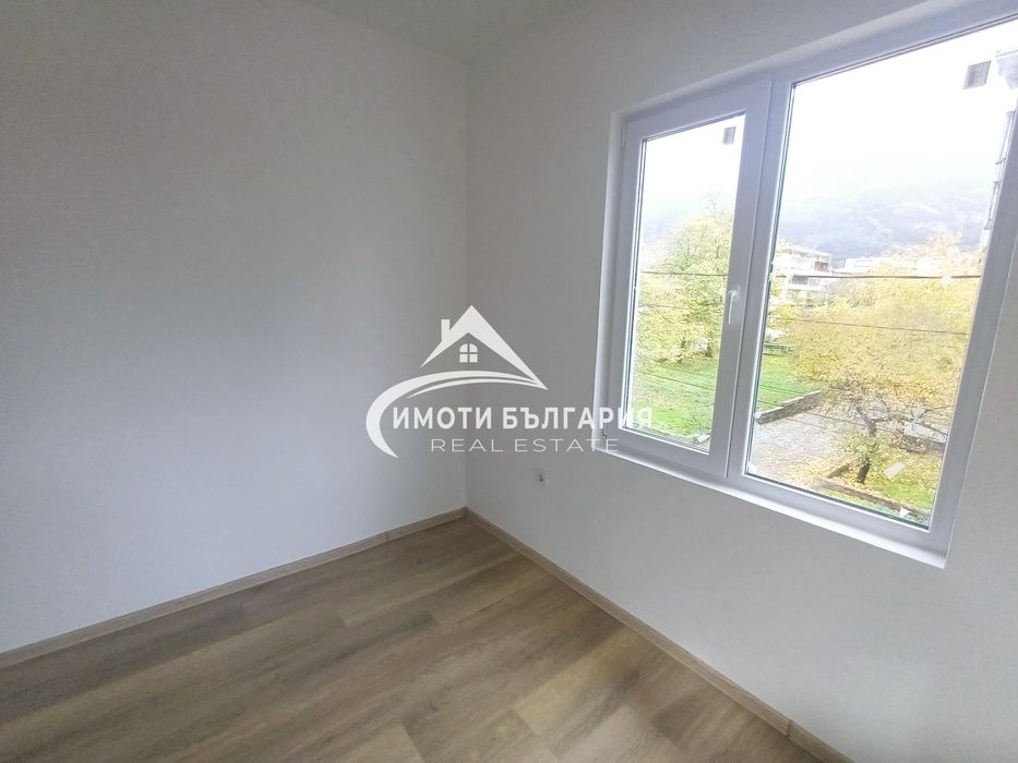 Продава се Етаж от къща в Карлово - 93 кв.м за 1807 €/кв.м - Снимка #4