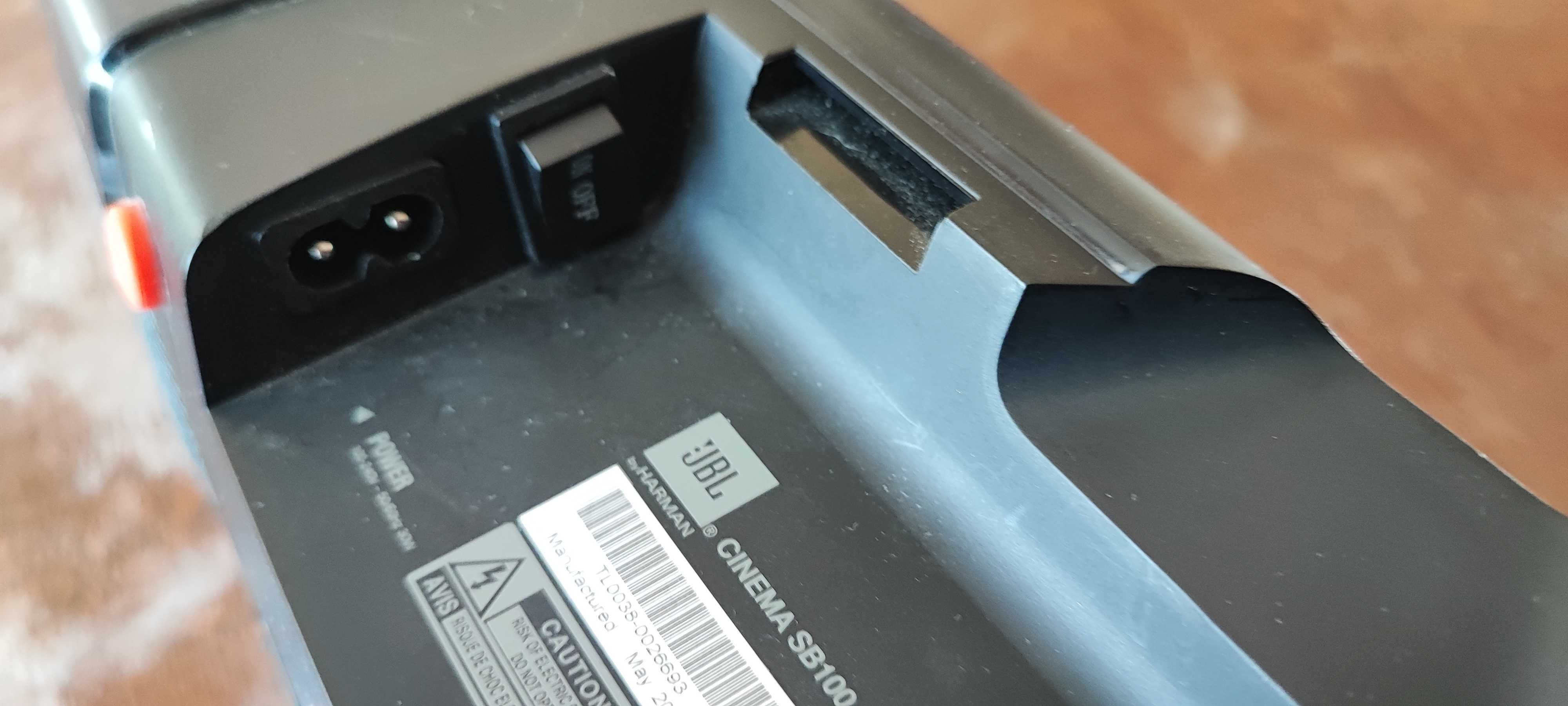 Саундбар JBL cinema sb100 и субуфер Platinum.