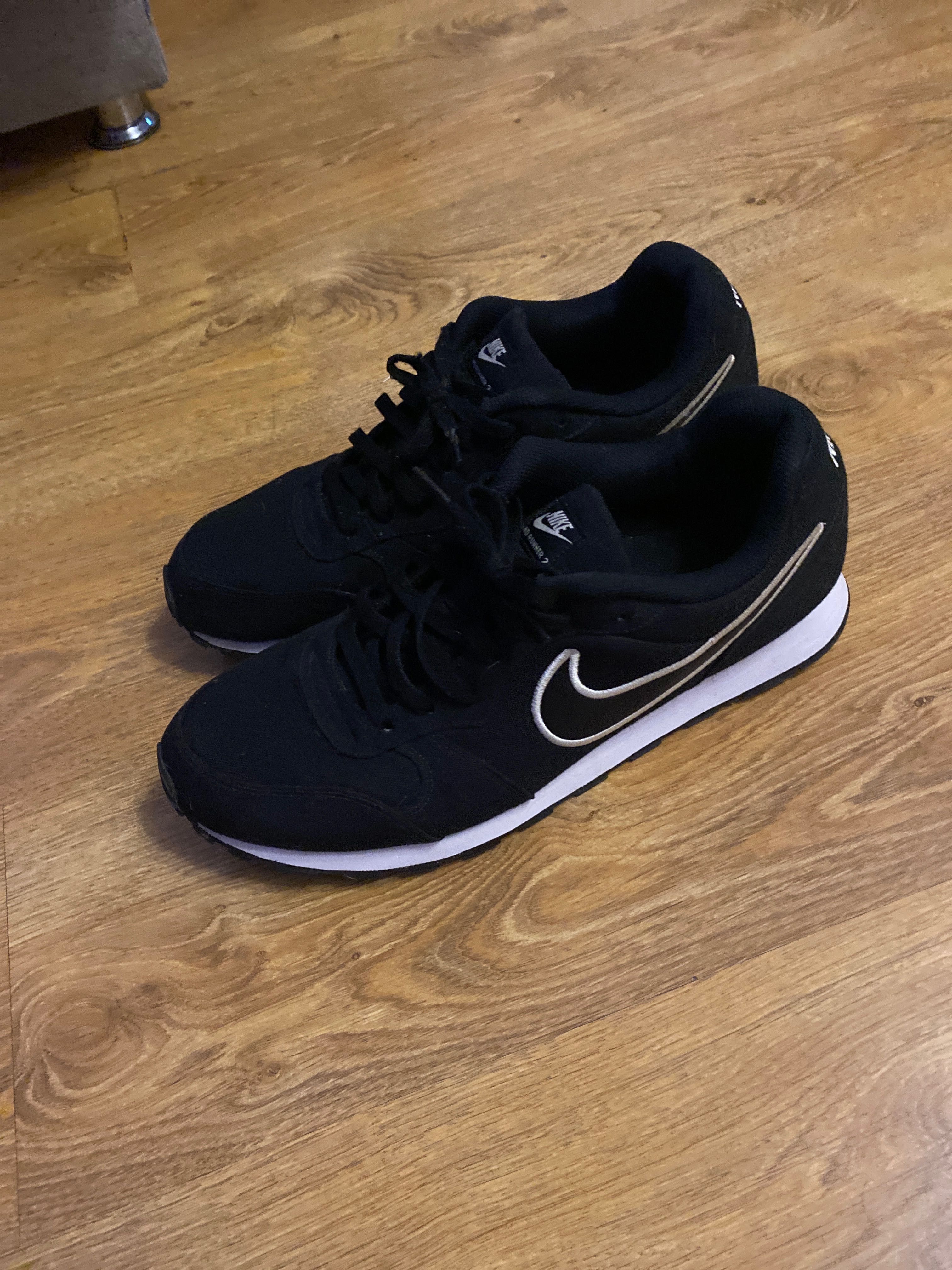 Nike Air Runner Shoes