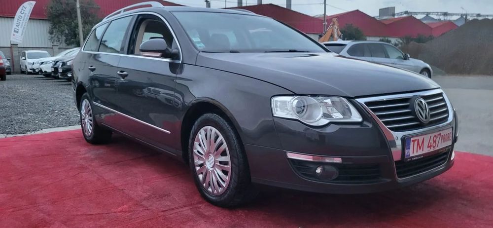 Volkswagen Passat Vw Passat B6 Crem 2.0 Tdi 140 cai/Finanțare Rate