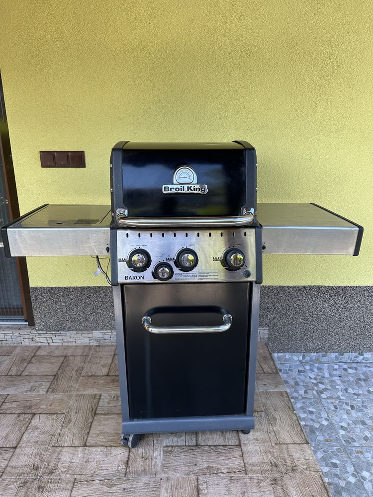 Газово барбекю Broil King Baron 340