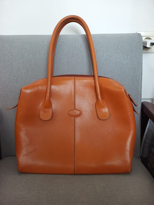 Дамска чанта естествена кожа Tod's