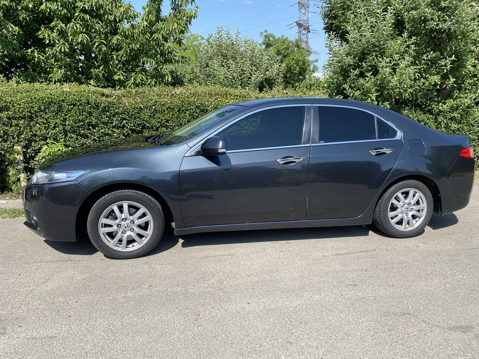 Honda Accord CU1 2012 benzina manuala