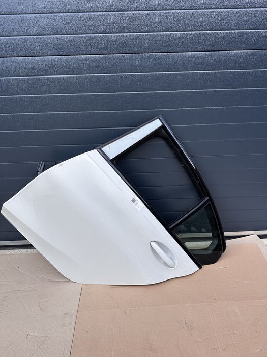 Bara fata capota trager usa oglinda BMW seria 3 G20 G21