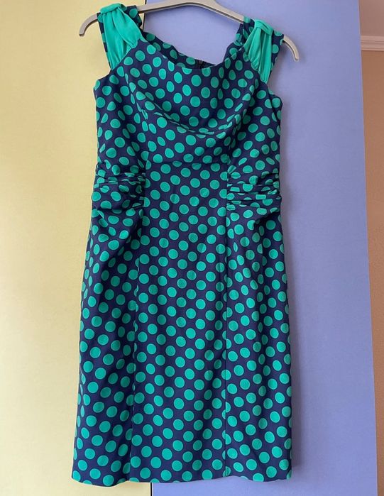 Vand rochie conica Mizar