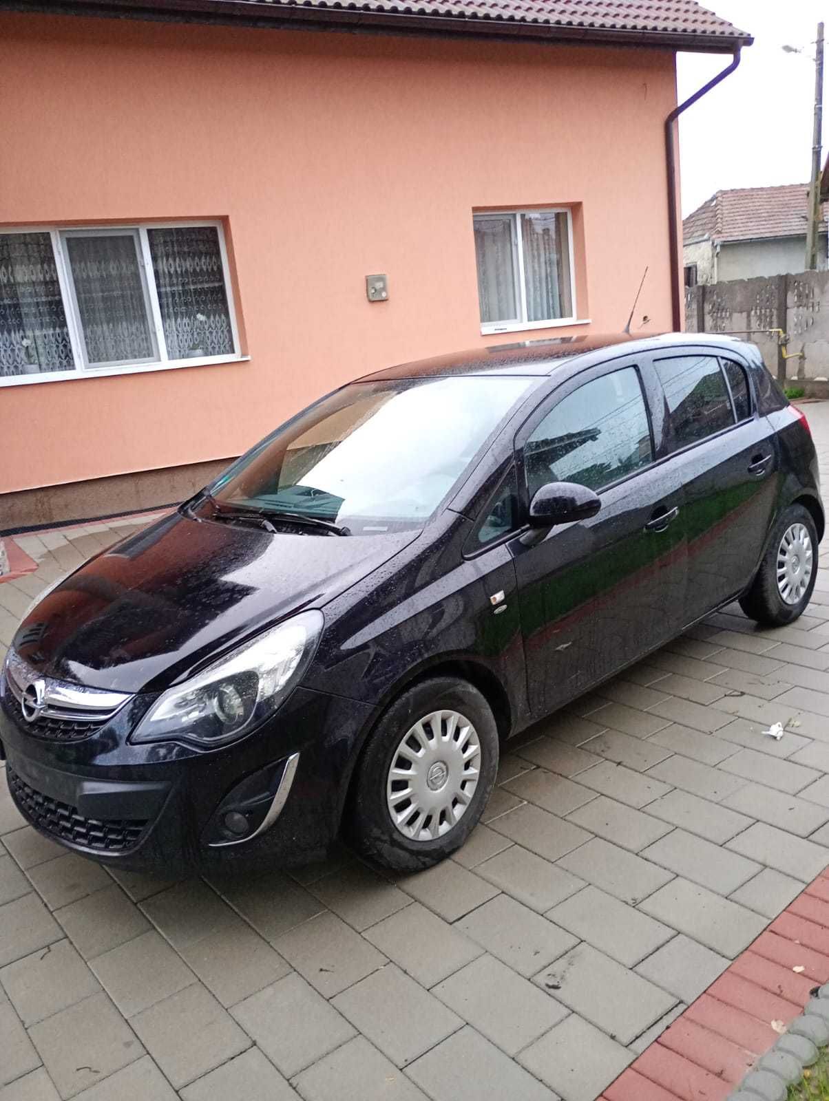 Opel Corsa 1.2 benzina + GPL