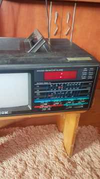 Mini Tv color vintage. Cu radio ceas alarma marca CGM