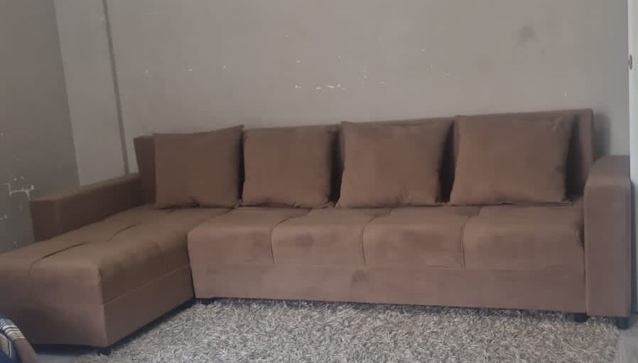 Диван угловой коричневый