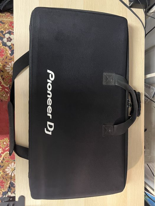 Pioneer DDJ1000 с Pioneer чанта
