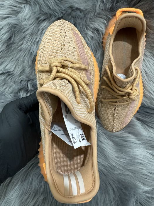 36-46 Yeezy 350 v2 Clay