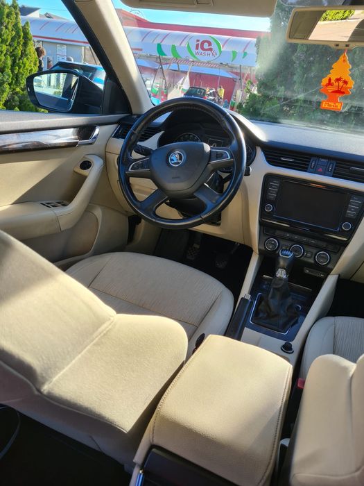 Skoda Octavia Elegance 2013 2.0TDI EURO6