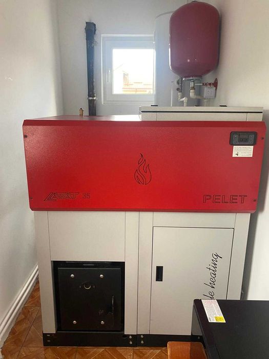 Centrală pe peleți Lafat 35 kW + boiler – eficiență 93%, consum redus