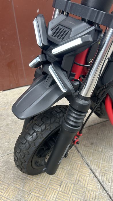 SEGWAY Kick Scooter ZT3 PRO