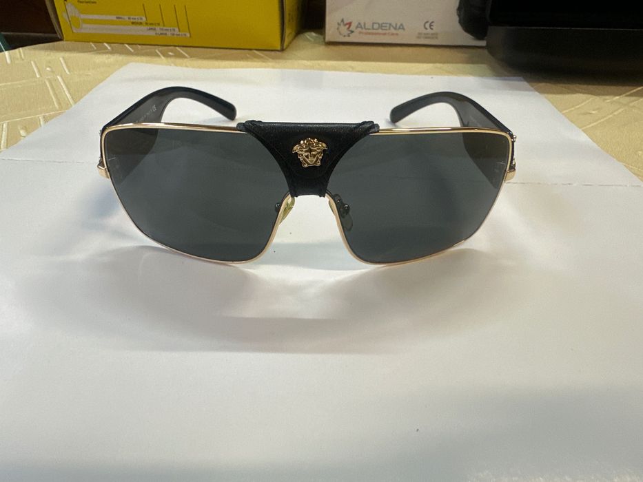 Слънчеви очила Versace