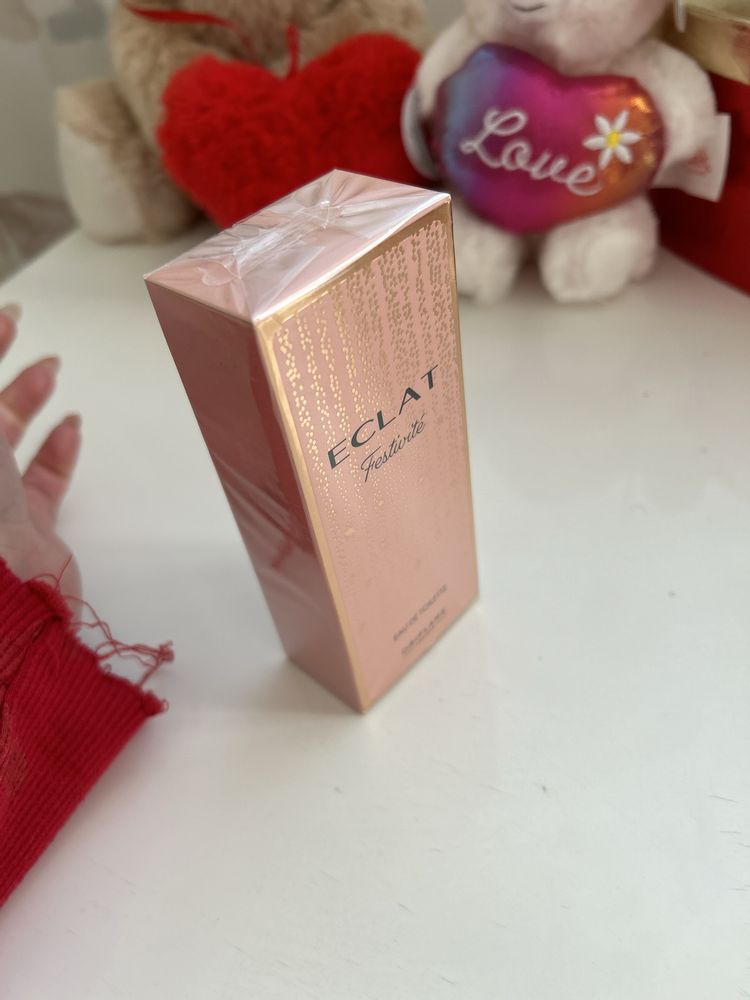 Парфюм ECLAT festivite  - Oriflame