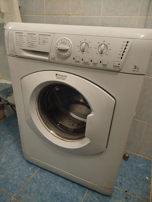 Стиральная машина Аристон