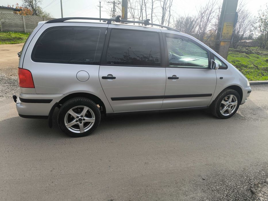 Vw Sharan 7 locuri