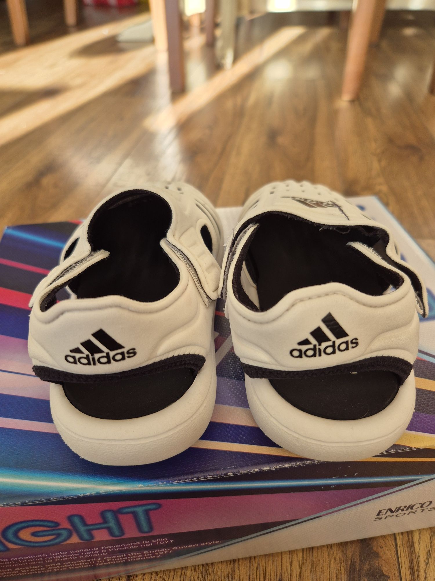 Сандали adidas, 29 номер