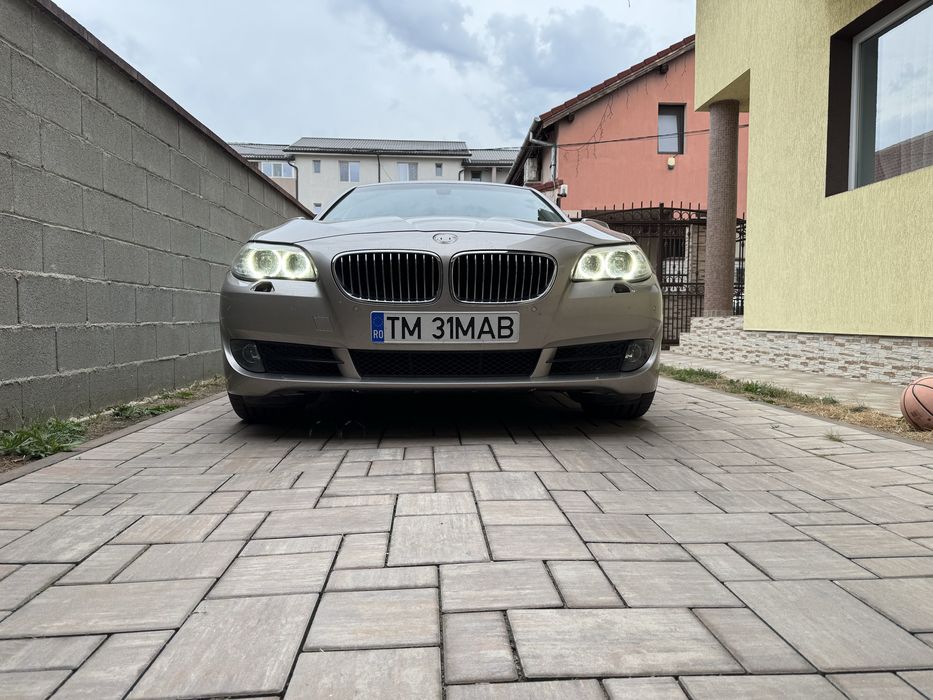 Ornamente Grile Proiectoare Bara Fata BMW F10 seria 5