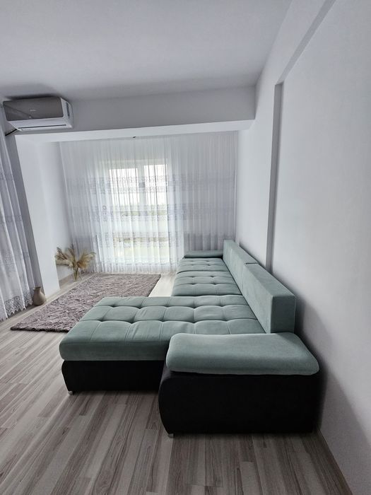 Colțar dimensiuni mari