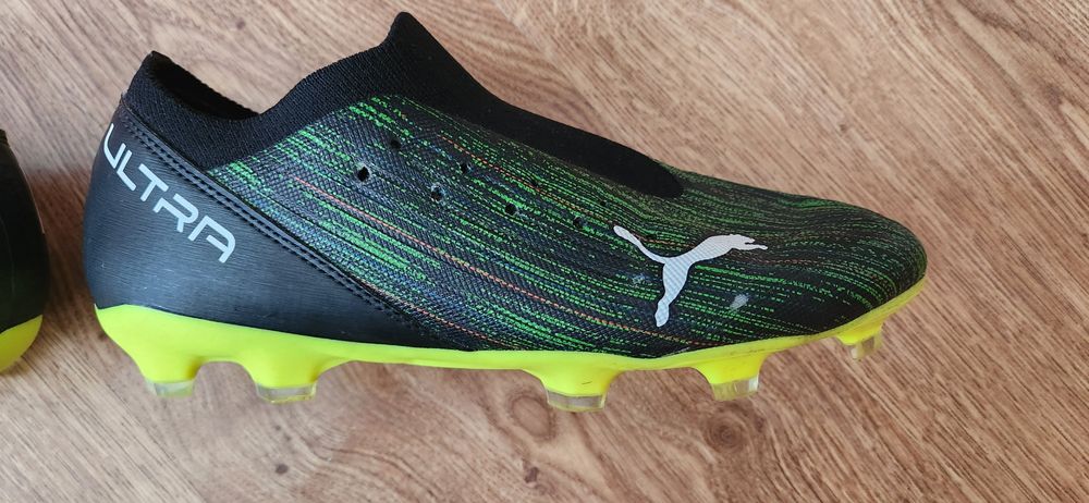 Бутонки Puma Ultra детски футболни обувки номер- 37.5