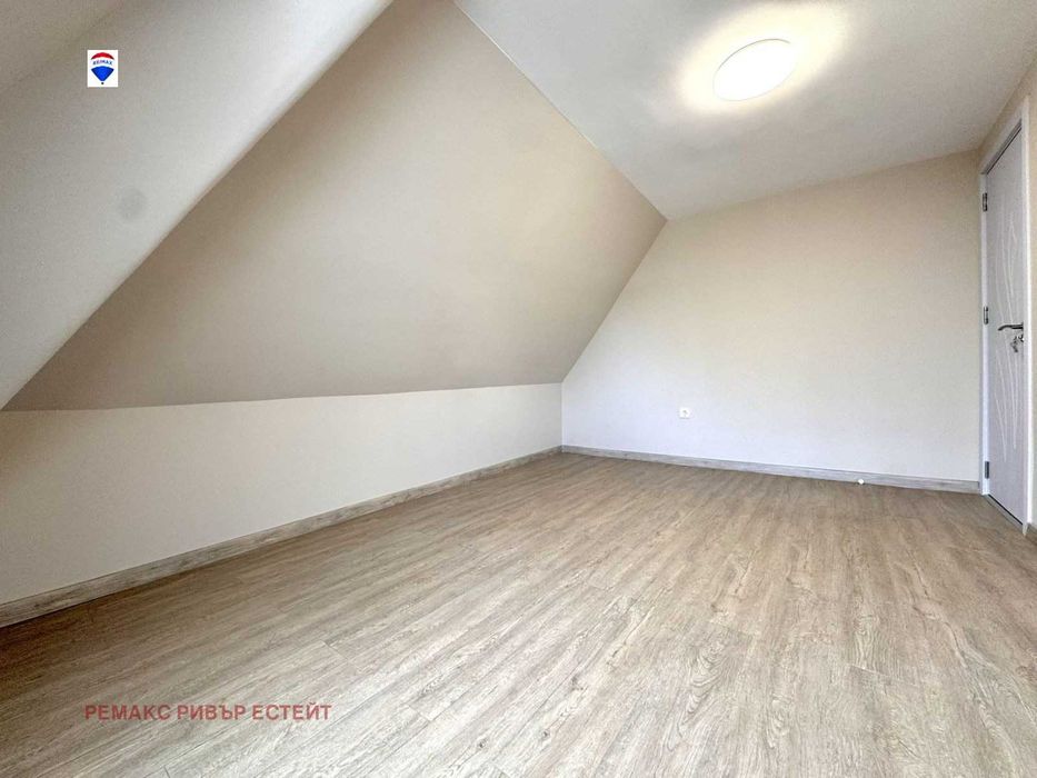 Двустаен апартамент за продажба кв. Широк център