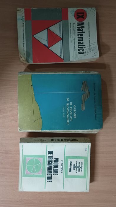 Cărți școlare vechi