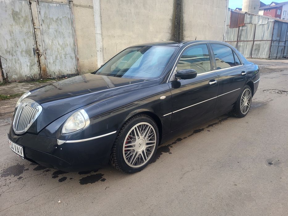 Vând Lancia Thesis Centenar si Lancia Thesis pt piese de schimb