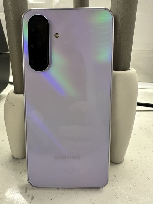 Продавам Samsung Galaxy A36 5G