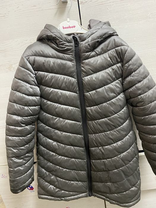 Куртки безрукавка платье все по 2000