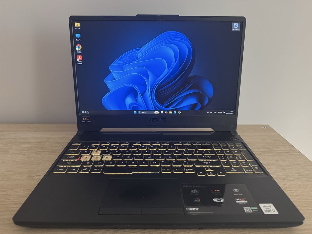 Asus TUF F15 1660Ti лаптоп 144Hz