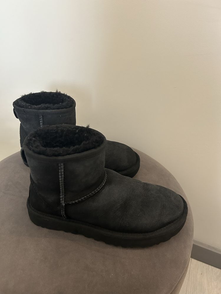 UGG originali piele intoarsa