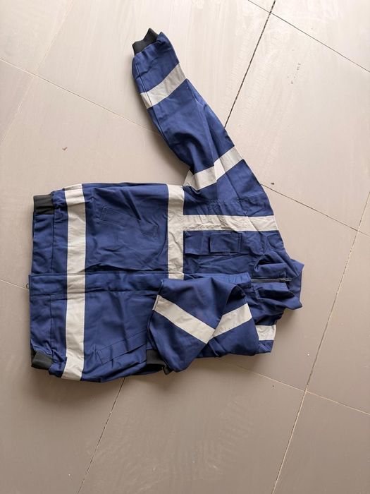 Спец одежда  продам