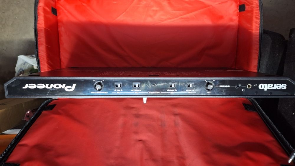 Pioneer SX2 конзола Пайнер