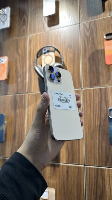 iphone 16 pro max 256gb 95% Naxt va Nasiya savdo