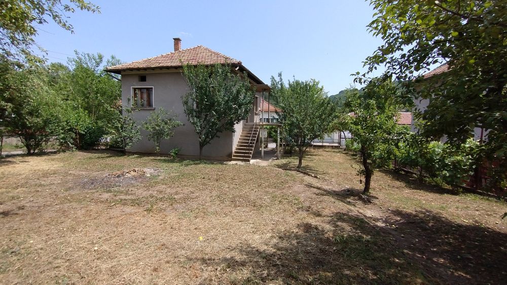 Продава се Къща в с. Петрич, Област София-област - 137 кв.м за 484 €/кв.м - Снимка #9