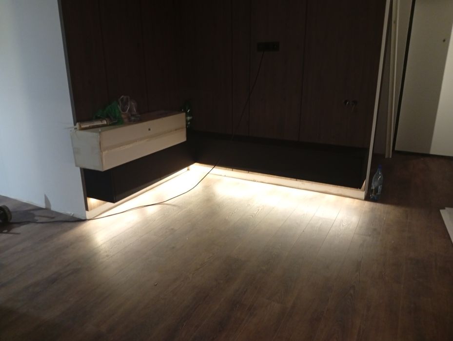 Banda led, soluții complete de montaj banda led.RGB,Neon Flex,COB,Smar