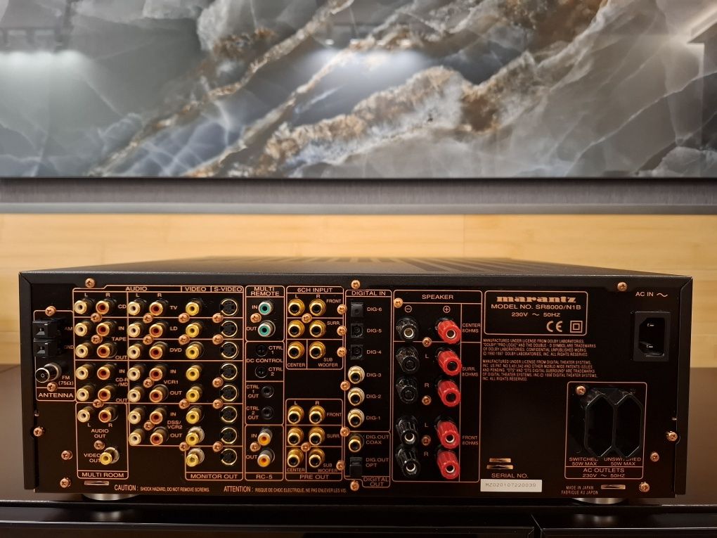 Marantz SR8000 5.1 Surround усилвател / ресивър