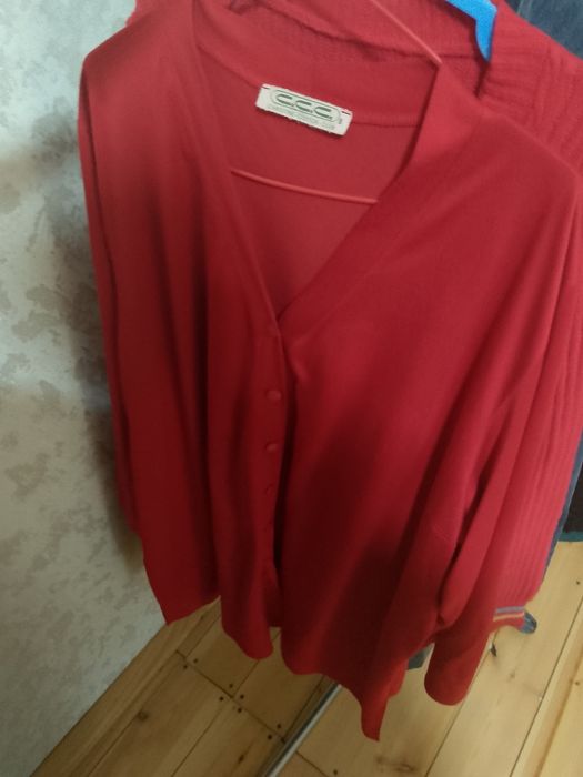 Женские одежды. Почты новые.