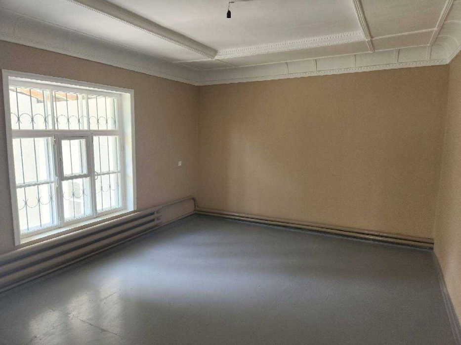 По офис Центр Луначарского