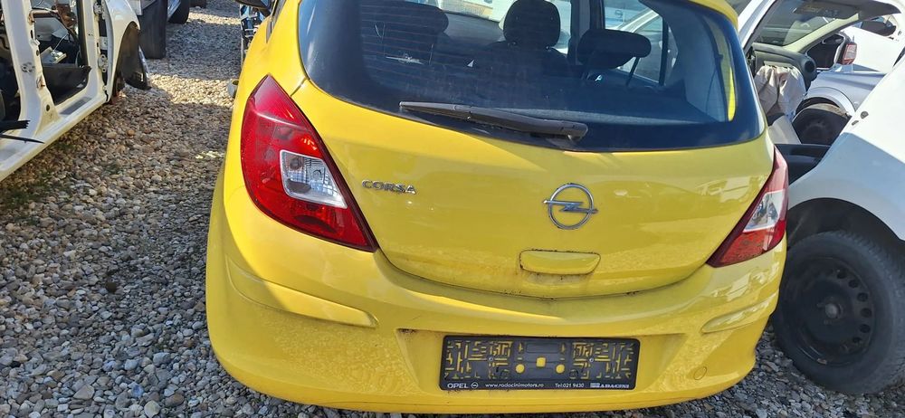 STOP SPATE LAMPA OPEL CORSA D
