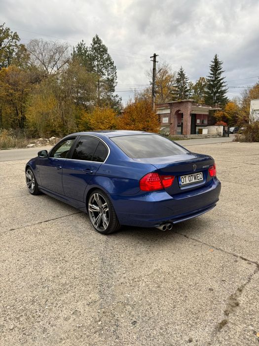 Vând BMW seria 3 e90 325d facelift
