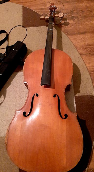 Violoncel vechi rusesc,din lemn masiv an 1960 ,marimea 3/4